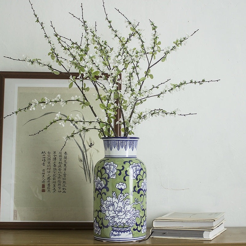 Hand Painted Blue and White Ceramic Vase for Home Decoration