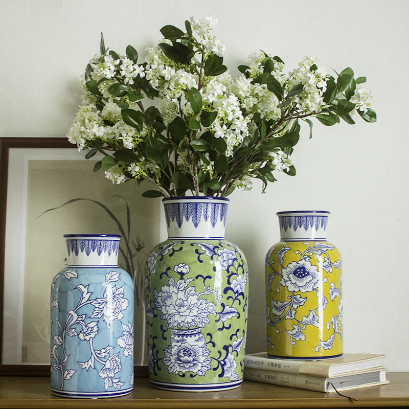 Hand Painted Blue and White Ceramic Vase for Home Decoration